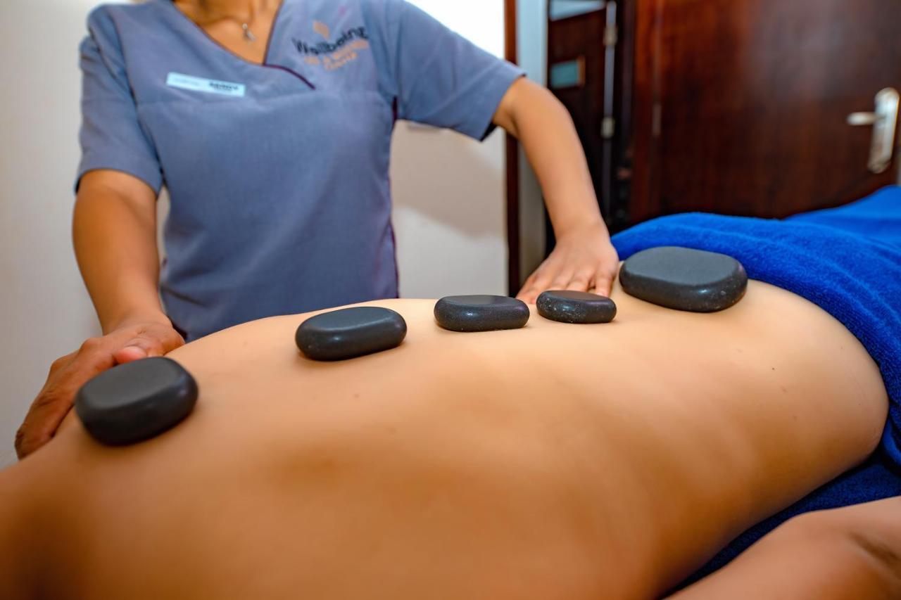 Prima Life Makadi Hotel Hurghada Eksteriør billede Hot stone massage