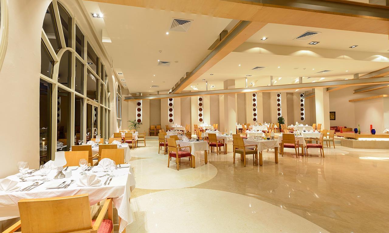Prima Life Makadi Hotel Hurghada Eksteriør billede The restaurant
